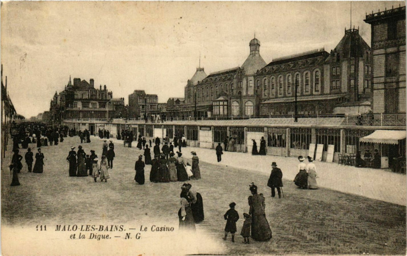Carte postale ancienne Malo-les-Bains Le Casino et la Digue