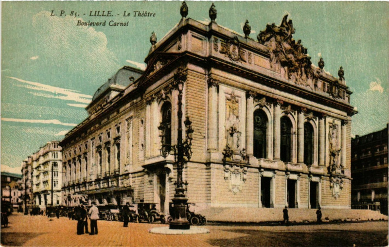 Carte postale ancienne Nord Lille Le Théatre Boulevard Carnot à Lille