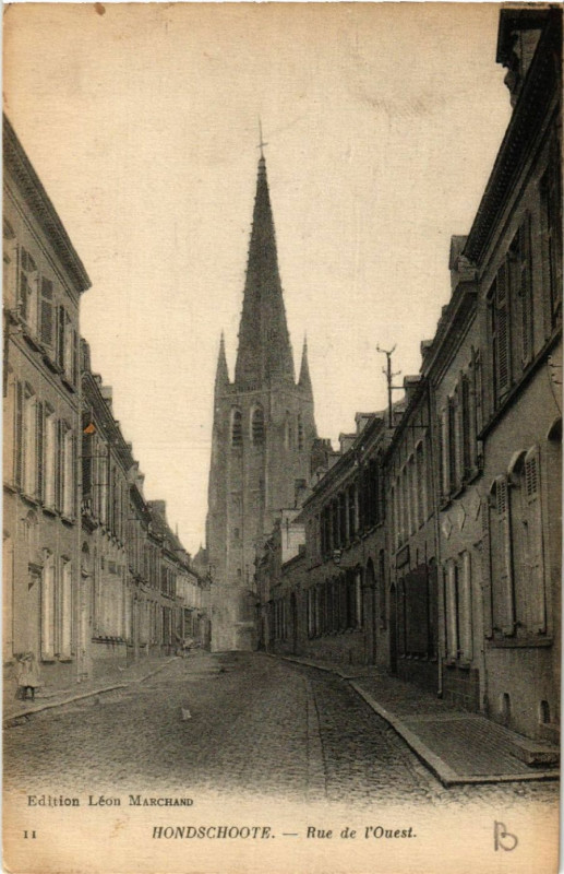 Carte postale ancienne Hondschoote - Rue de l'Ouest à Hondschoote