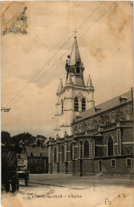 Carte postale ancienne Lomme-lez-Lille - L'Eglise à Lille