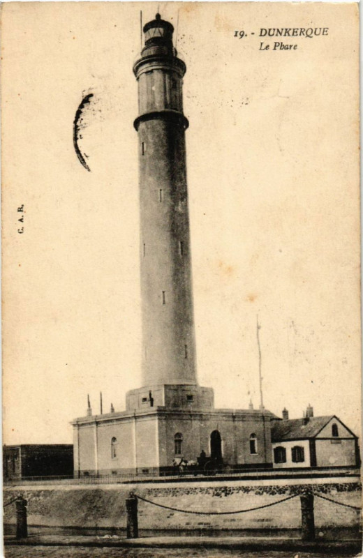 Carte postale ancienne Dunkerque - Le Phare à Dunkerque