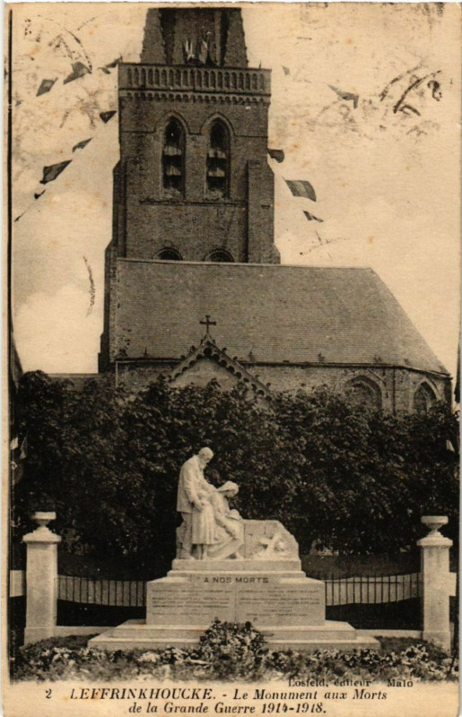 Carte postale ancienne Leffrinkhoucke Le Monument aux Morts de la Grande Guerre 1914-1918 à Erre