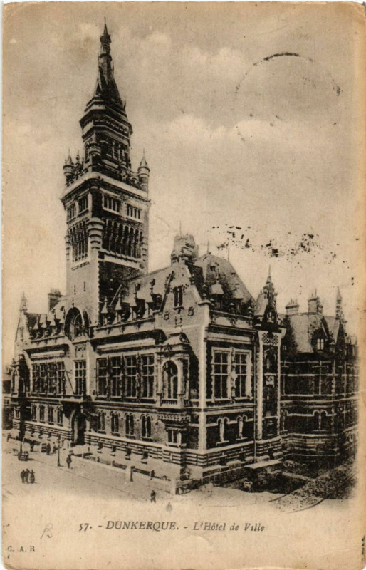 Carte postale ancienne Dunkerque - L'Hotel de Ville à Dunkerque