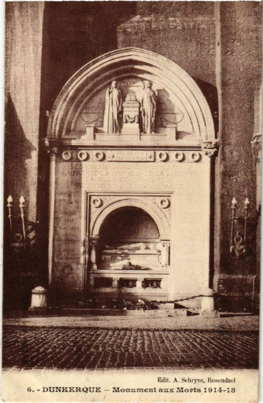 Carte postale ancienne Dunkerque - Monument aux Morts 1914-18 à Dunkerque