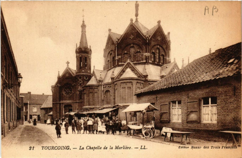 Carte postale ancienne La Chapelle de la Marlière à Tourcoing