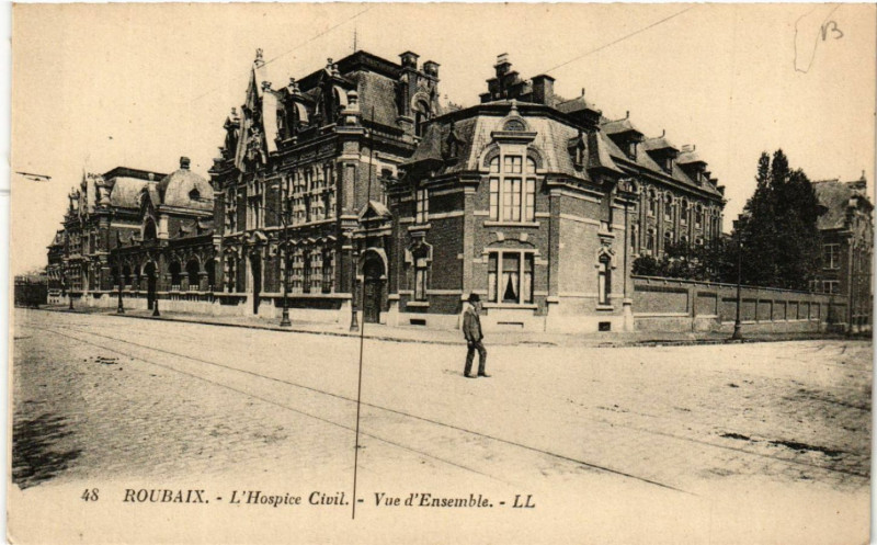 Carte postale ancienne Roubaix - L'Hospice Civil - Vue d'Ensemble à Roubaix