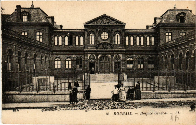 Carte postale ancienne Roubaix - Hospice général à Roubaix