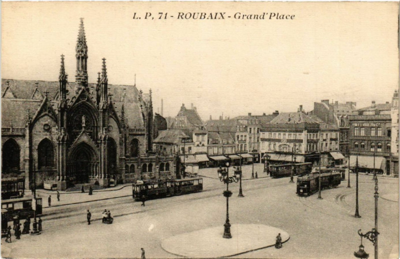 Carte postale ancienne Roubaix - Grand'Place à Roubaix