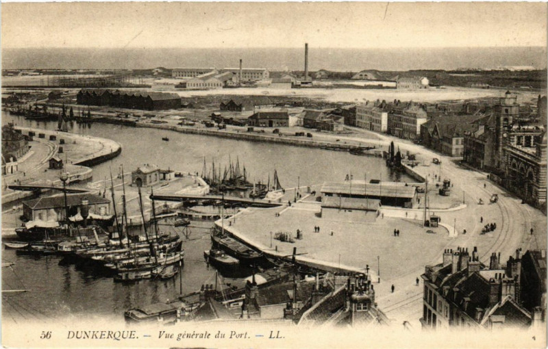 Carte postale ancienne Dunkerque - Vue générale du Port à Dunkerque