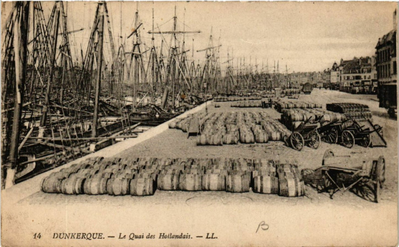 Carte postale ancienne Dunkerque - Le Quai des Hollandais à Dunkerque