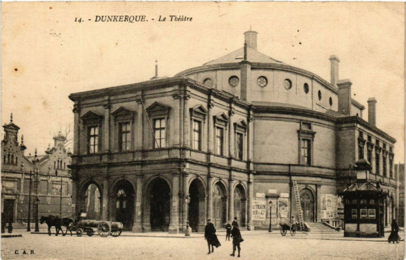 Carte postale ancienne Dunkerque - Le Theatre à Dunkerque