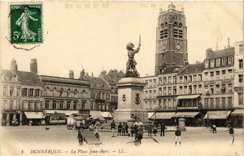 Carte postale ancienne Dunkerque - La Place Jean-Bart à Dunkerque