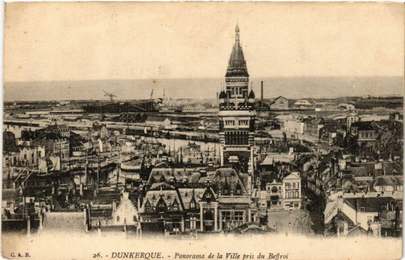 Carte postale ancienne Dunkerque - Panorama de la Ville pris du Beffroi à Dunkerque