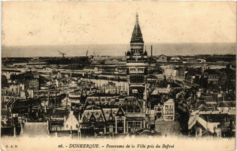 Carte postale ancienne Dunkerque - Panorama de la Ville pris du Beffroi à Dunkerque