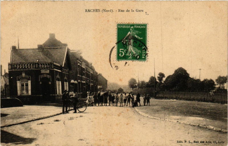Carte postale ancienne Rachers - Rue de la Gare