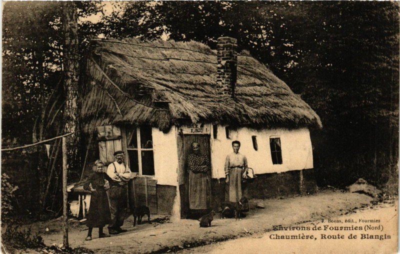 Carte postale ancienne Env. de Fourmies Chaumiere Route de Blangis à Fourmies