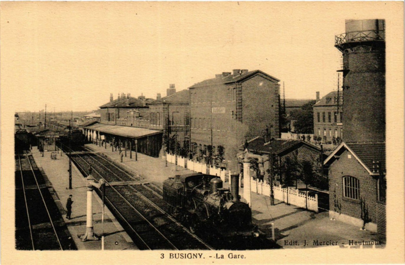 Carte postale ancienne Busigny - La Gare à Busigny