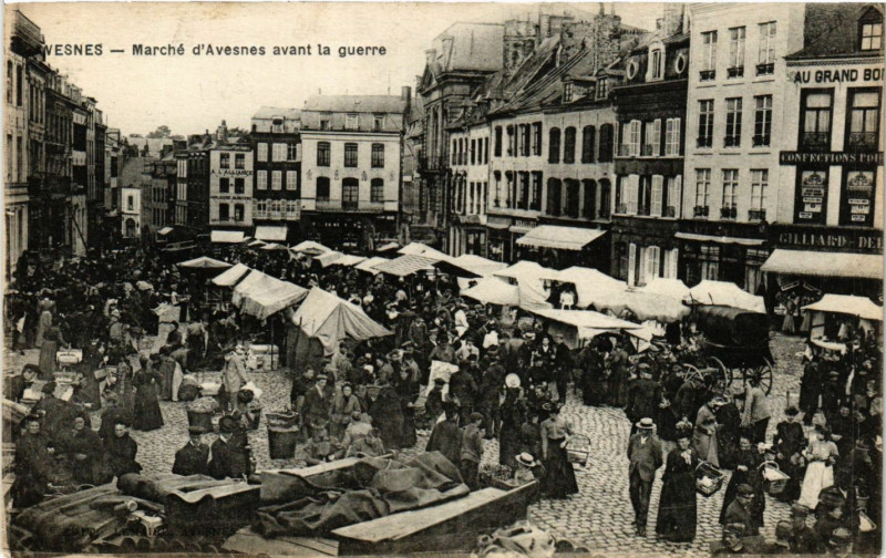 Carte postale ancienne Avesnes - Marche d'Avesnes avant la Guerre à Erre
