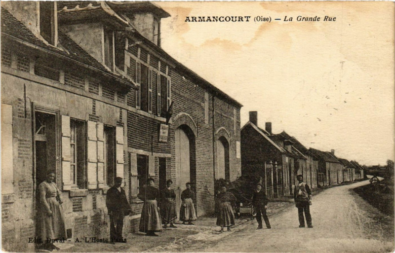 Carte postale ancienne Armancourt - La Grande Rue
