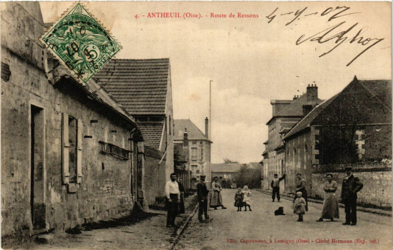 Carte postale ancienne Antheuil - Route de Ressons