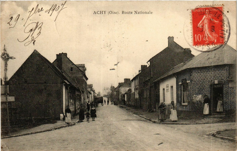 Carte postale ancienne Achy - Route Nationale