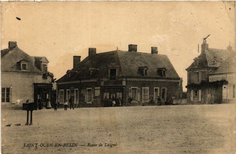 Carte postale ancienne Saint-Ouen-en-Bellin - Route de Laigne