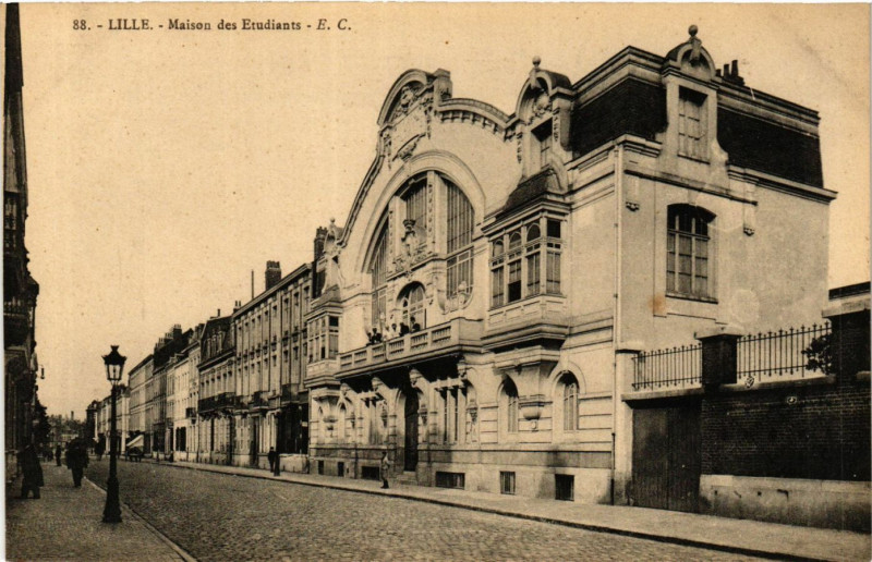 Carte postale ancienne Lille - Maison des Etudiants à Lille