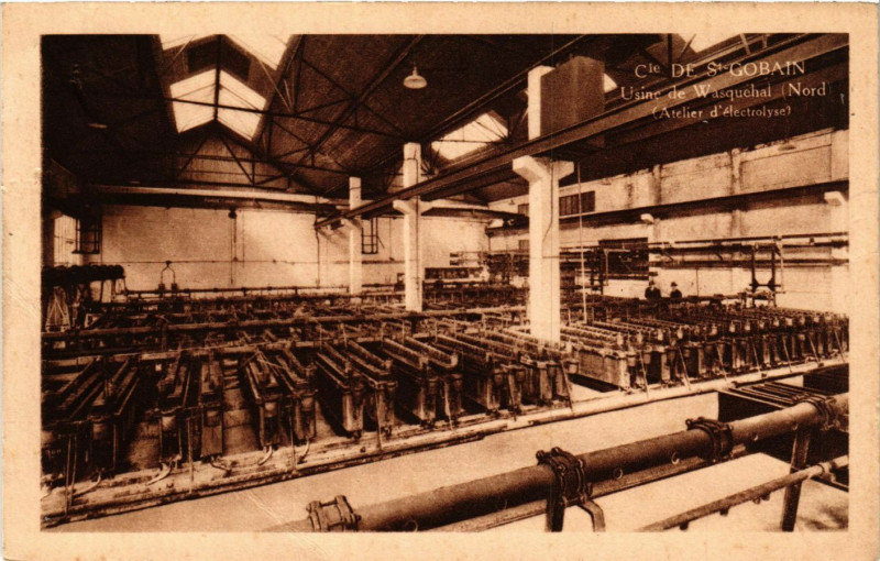 Carte postale ancienne Cie de Saint-Gobain Usine de Wasquehal à Wasquehal