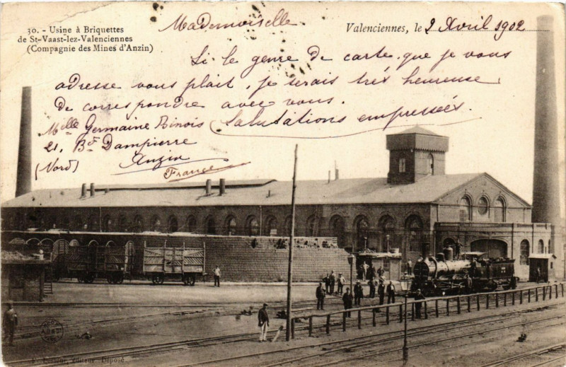 Carte postale ancienne Usine a Briquettes de Saint-Vaast-lez-Valenciennes à Valenciennes