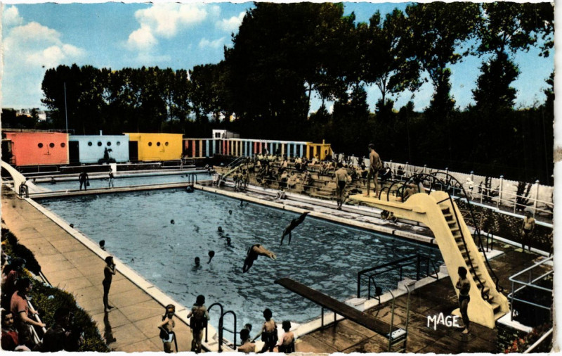 Carte postale ancienne Le Cateau La Piscine