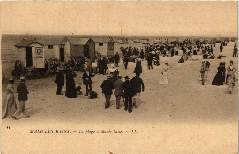 Carte postale ancienne Malo-les-Bains-La Plage a Marée basse