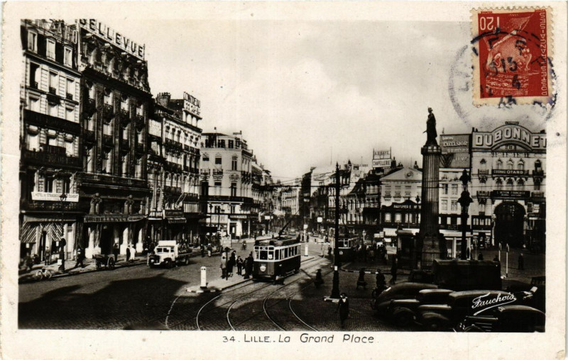 Carte postale ancienne Lille-La Grand Place à Lille