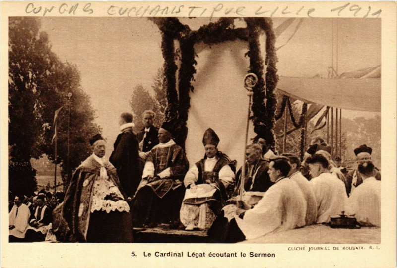 Carte postale ancienne Le Cardinal Legat ecoutant le Sermon