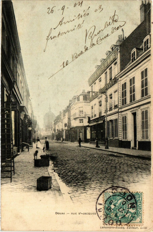 Carte postale ancienne Douai - Rue Saint-Jacques à Douai