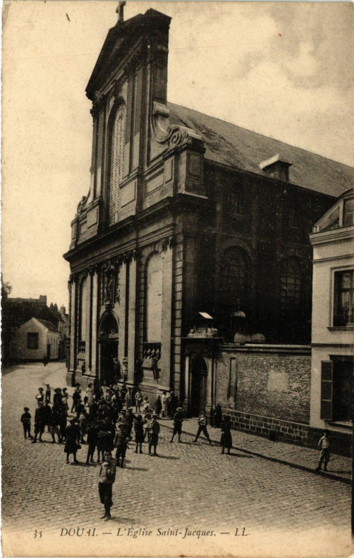 Carte postale ancienne Douai - L'Eglise Saint-Jacques à Douai