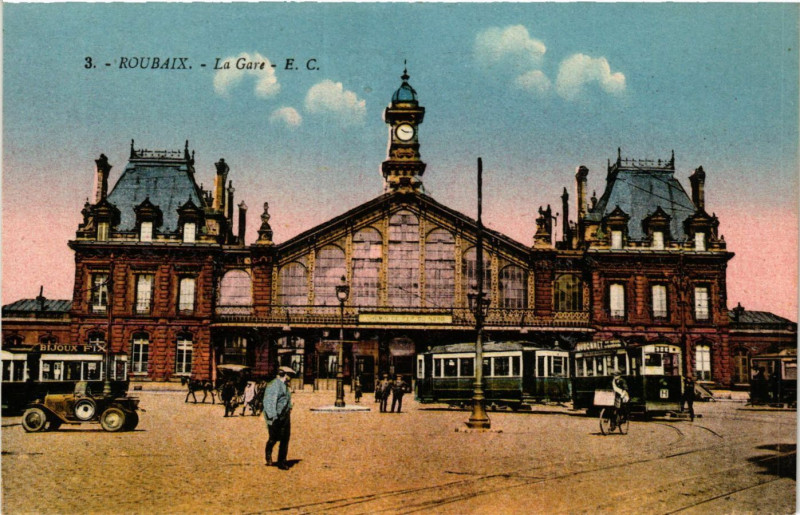 Carte postale ancienne Roubaix-La Gare à Roubaix