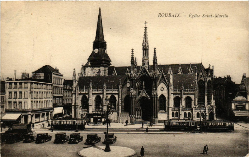 Carte postale ancienne Roubaix-Eglise Saint-Martin à Roubaix