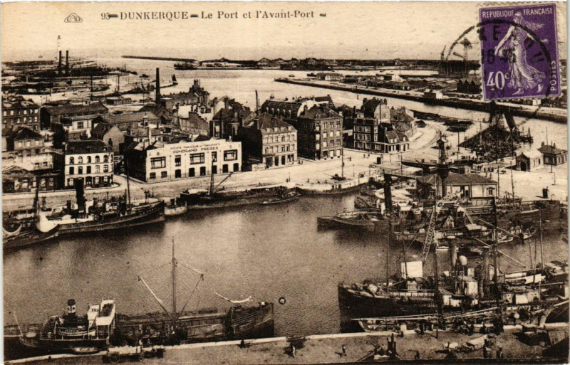Carte postale ancienne Dunkerque-Le Port et l'Avant-Port à Dunkerque