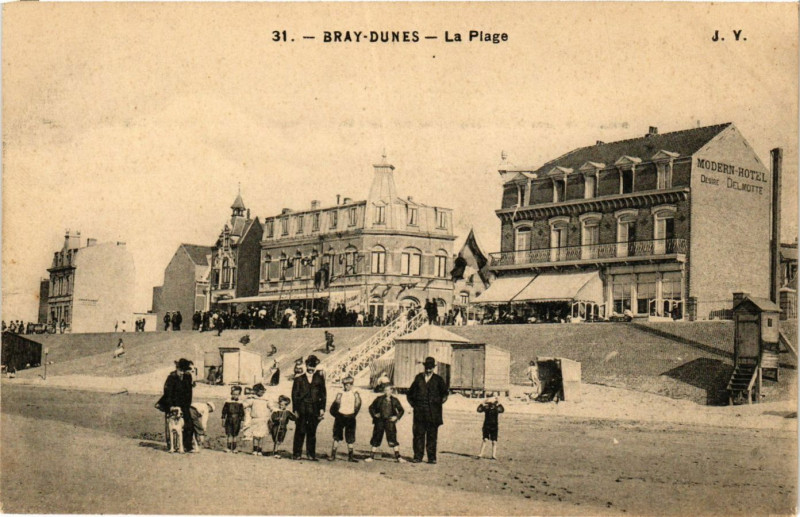 Carte postale ancienne Bray-Dunes La Plage à Bray-Dunes