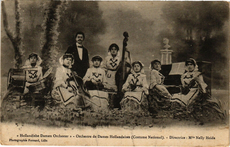 Carte postale ancienne Hollandishe damen orchester - Orchestre de dames hollandaises