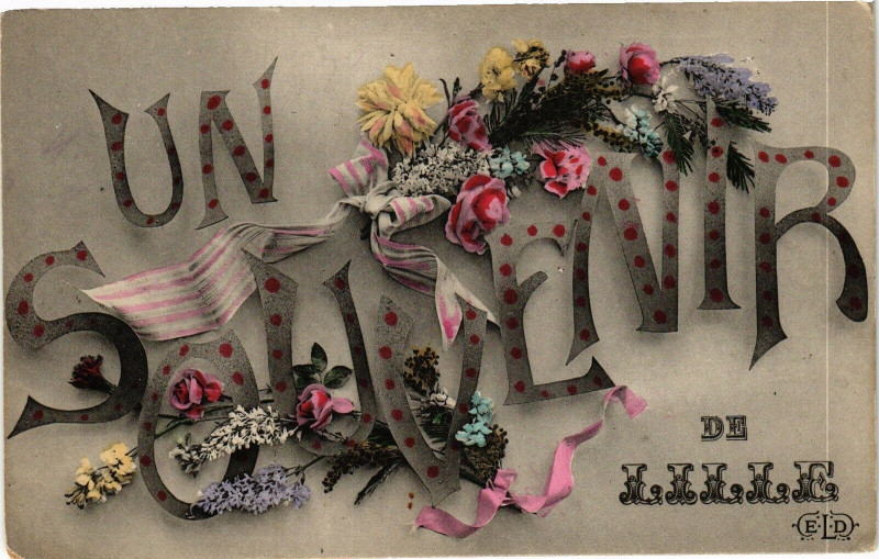Carte postale ancienne Un Souvenir de Lille à Lille