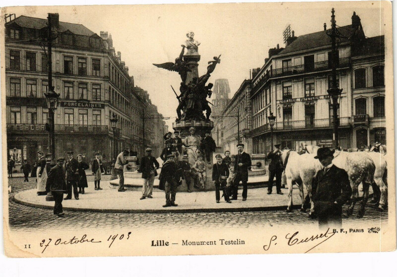 Carte postale ancienne Lille-Monument Testelin à Lille
