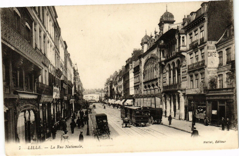 Carte postale ancienne Lille-La Rue Nationale à Lille