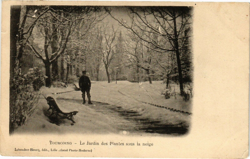 Carte postale ancienne Tourcoing-Le Jardin des Plantes sous la neige à Tourcoing
