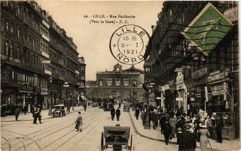 Carte postale ancienne Lille-Rue Faidherbe à Lille