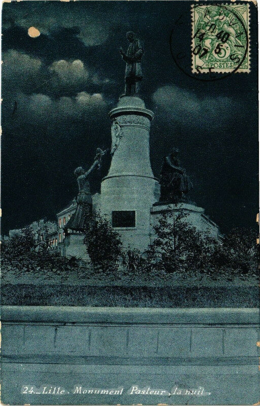 Carte postale ancienne Lille-Monument Pasteur la nuit à Lille