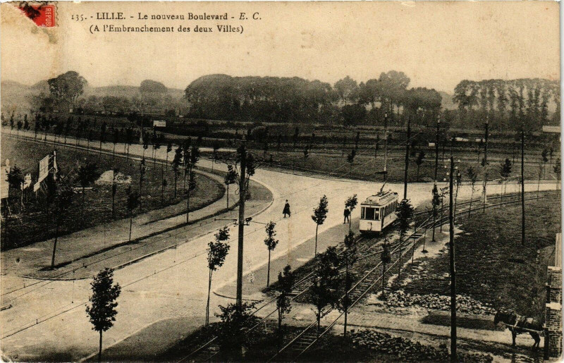 Carte postale ancienne Lille-Le nouveau Boulevard à Lille