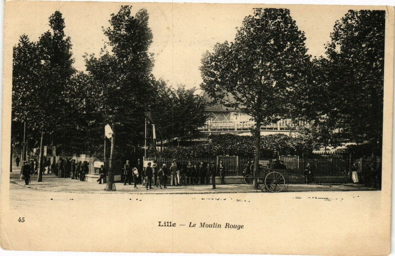 Carte postale ancienne Lille-Le Moulin Rouge à Lille