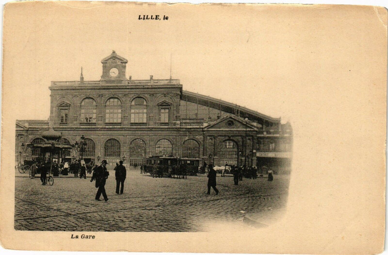 Carte postale ancienne Lille-La Gare à Lille