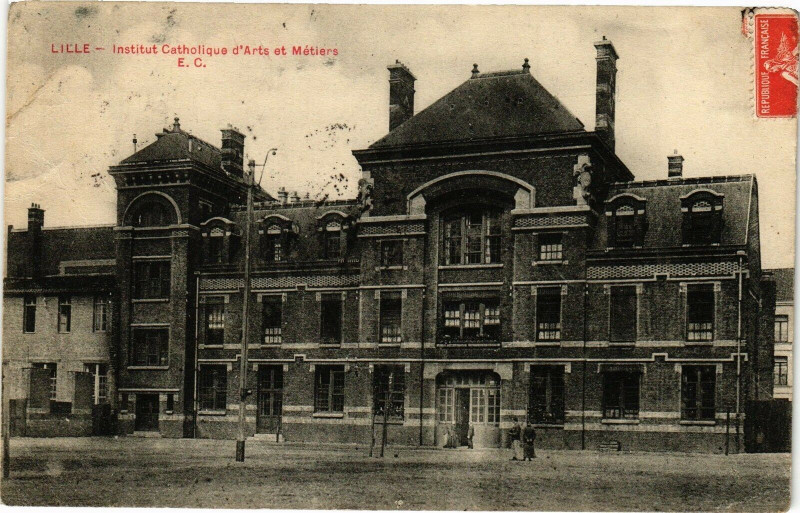 Carte postale ancienne Lille - Inst. Cath. d'Arts et Metiers à Lille